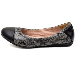 Cushion Aire Grace Faux Gray Snakeskin Flats 8 New